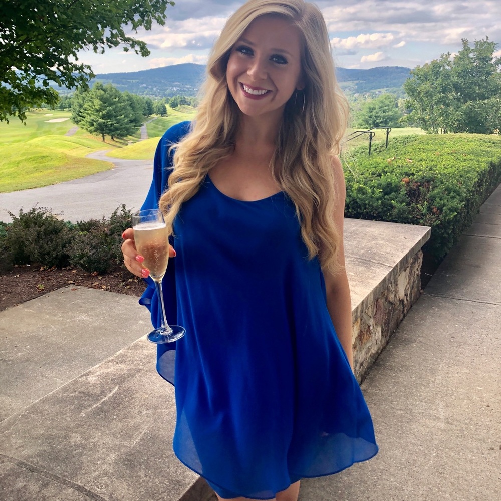 Bebe chiffon shoulder dress